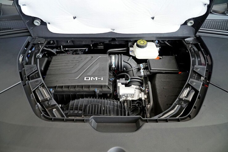 Đây là những dòng ôtô SUV chạy thuần điện cực chất hiện nay - 8