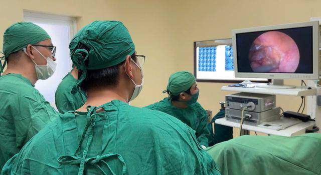 Phẫu thuật nội soi điều trị sa sinh dục, người bệnh hồi phục sau 3 ngày