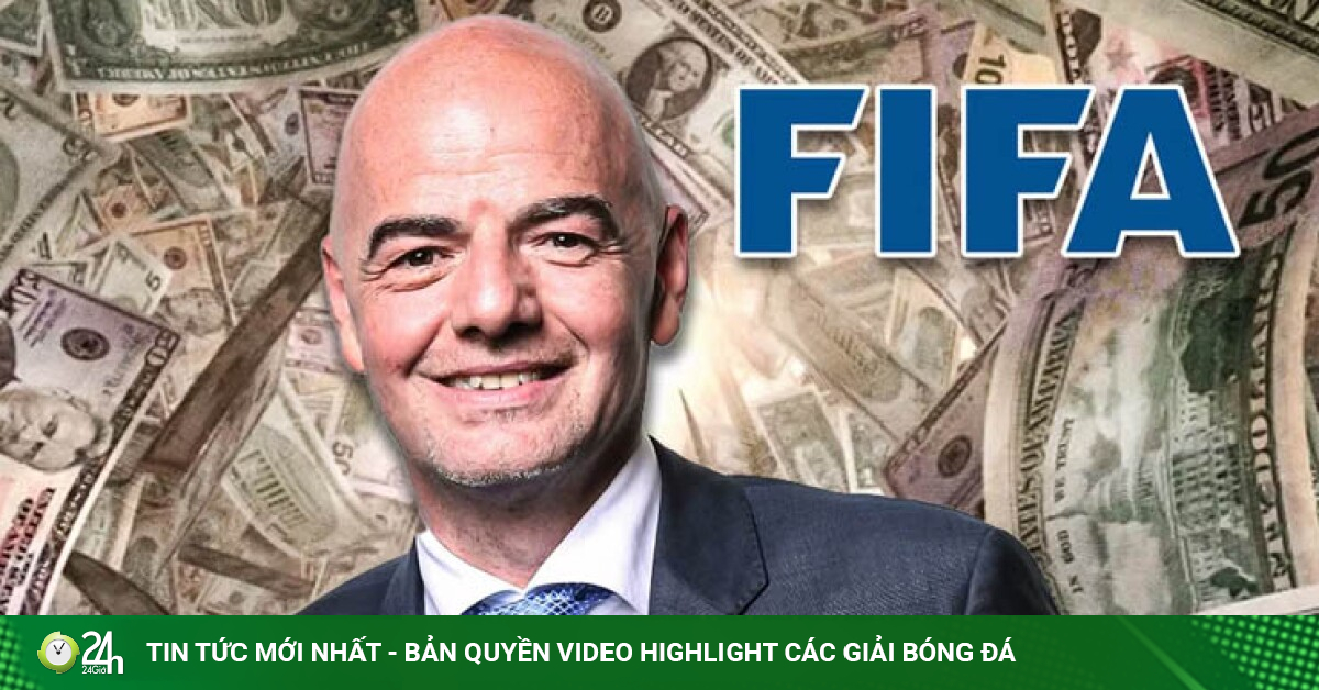 Chủ tịch FIFA Infantino đáng bị coi là kẻ xấu xa, chịu sức ép từ chức vì đòi bán World Cup