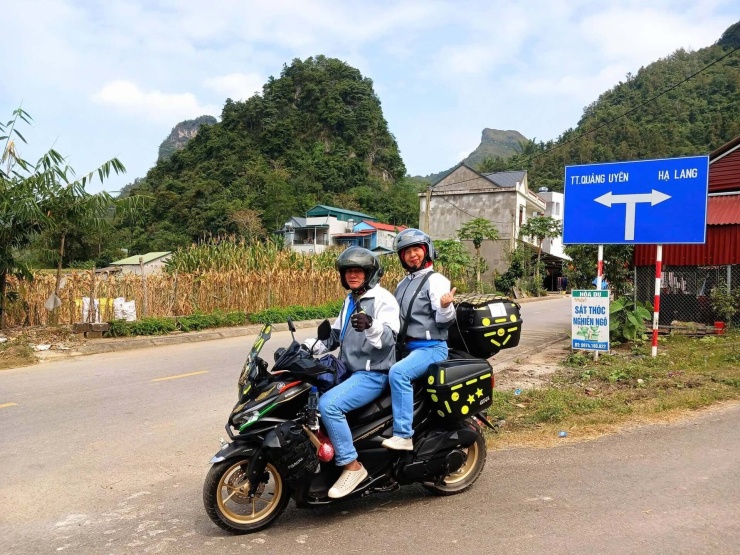 Ông Chánh, bà Trúc trong hành trình xuyên Việt năm 2025
