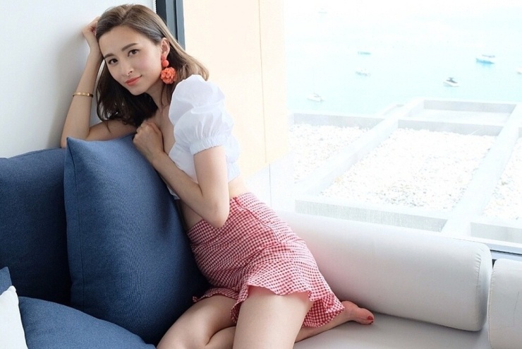 Thẩm Trác Doanh duy trì cân nặng ổn định suốt nhiều năm nhờ thói quen ăn uống lành mạnh. Ảnh: Elle Hong Kong