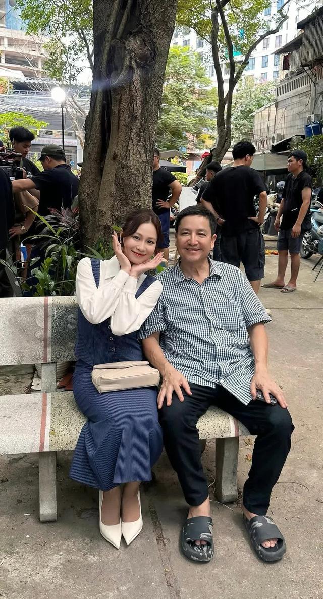 Lời chia tay đặc biệt của dàn diễn viên 'Dưới ô cửa sáng đèn' - 4
