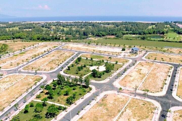 Nhà nước điều tiết, kiểm soát và quyết định giá đất sẽ làm thay đổi về phương pháp và công cụ định giá đang thực hiện trước nay nhưng vẫn để lộ nhiều bất cập.