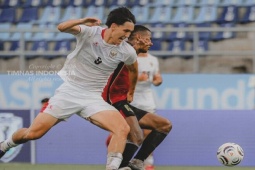 Video bóng đá Timor Leste - Indonesia: Bước ngoặt thẻ đỏ, choáng váng 8 phút 3 bàn (AFF Cup)