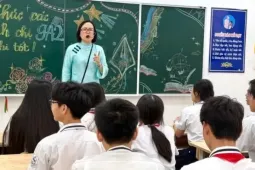 Sắp xếp, sáp nhập trường lớp ở Hà Nội: Học sinh có phải chuyển địa điểm học?