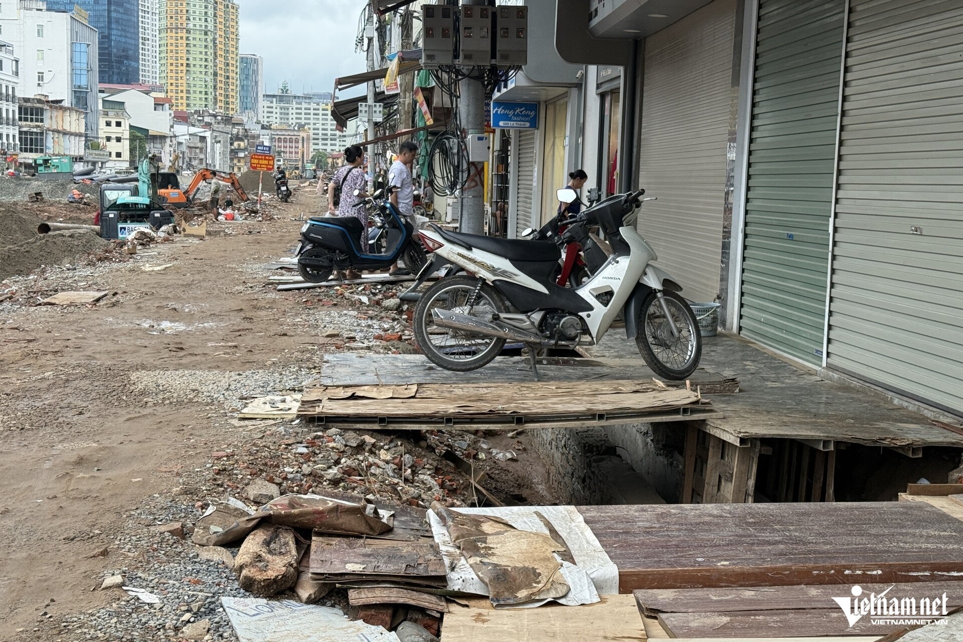Hà Nội: Cận cảnh dự án 'đường đắt nhất hành tinh' đang chạy đua về đích - 9