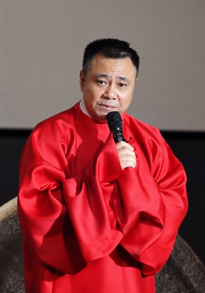 NSND Tự Long hào hứng với vai diễn thầy mo. 
