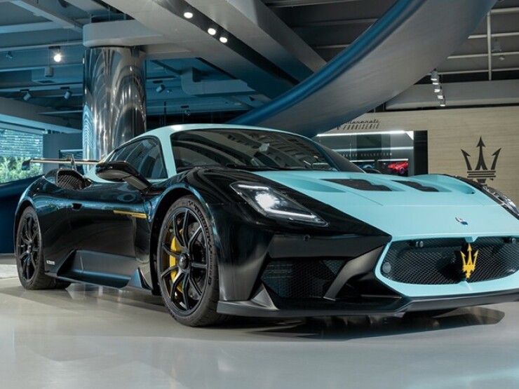 Maserati hồi sinh mẫu siêu xe MC12 từ GT2 Stradale Fuoriserie