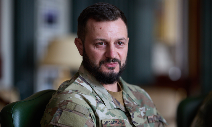 Ihor Oboliensky trong cuộc gặp Tổng thống Zelensky tại Kiev hôm 20/7. Ảnh: X/ZelenskyyUa