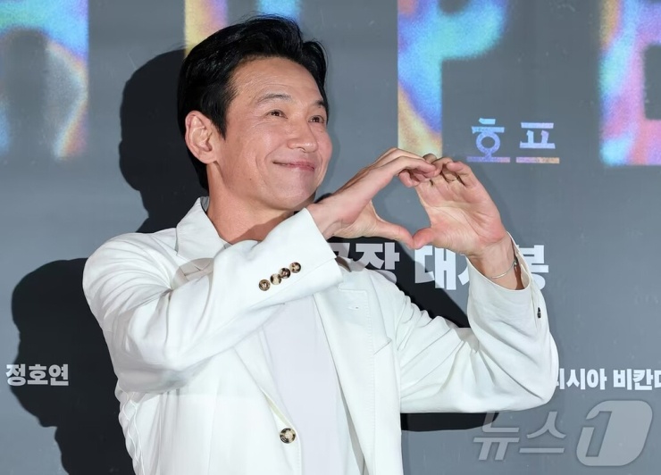 Tài tử Hwang Jung Min. Ảnh: News1