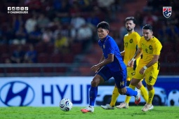 Video bóng đá Thái Lan - Malaysia: Kịch chiến ở Rajamangala, bản lĩnh "Voi chiến" (AFF Cup)