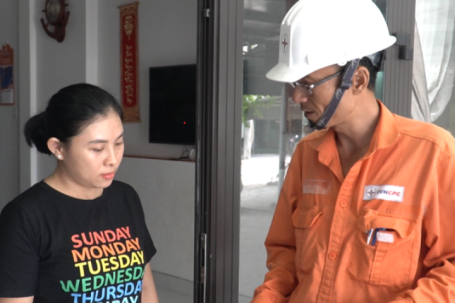 Làm thế nào để tiết kiệm điện cho hộ kinh doanh nhỏ trong mùa nắng nóng cao điểm?