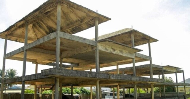 Khu nghỉ dưỡng 600 tỷ bỏ hoang hơn thập kỷ bên phá Tam Giang