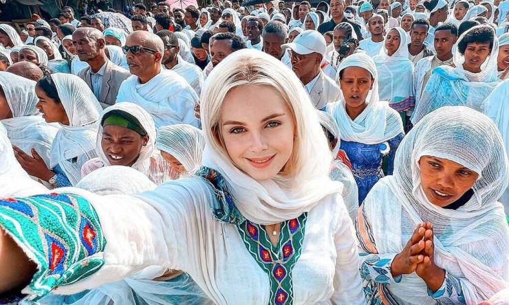 Nữ du khách 21 tuổi tại Addis Ababa, thủ đô Ethiopia. Ảnh: sophialeetravel