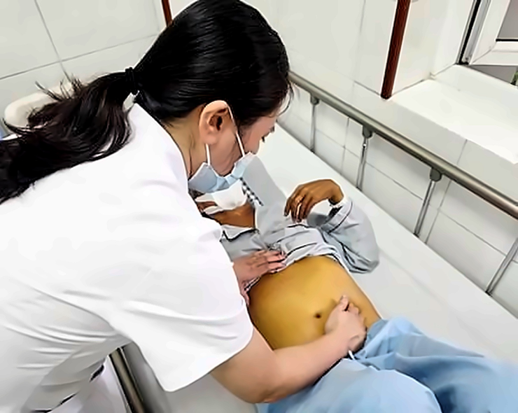Một biểu hiện rõ ràng của bệnh về gan là nước da vàng ệch. Ảnh BVCC
