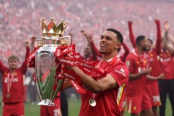 Tin mới nhất bóng đá tối 2/8: Alexander-Arnold được khuyên trở lại Anh, có thể tái hợp Liverpool