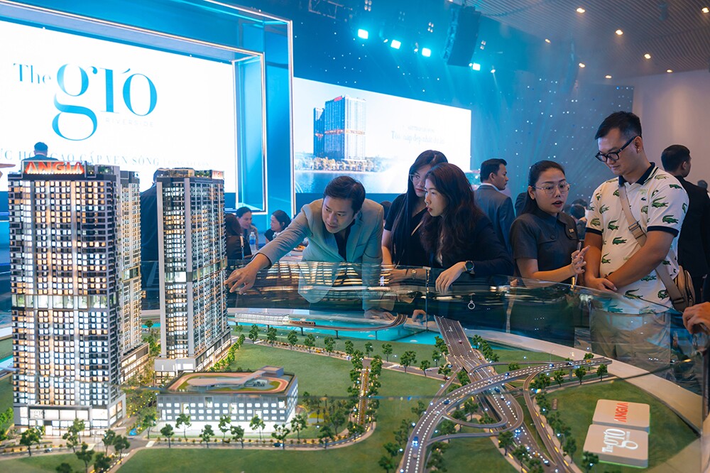 The Gió Riverside thu hút đông đảo khách hàng
