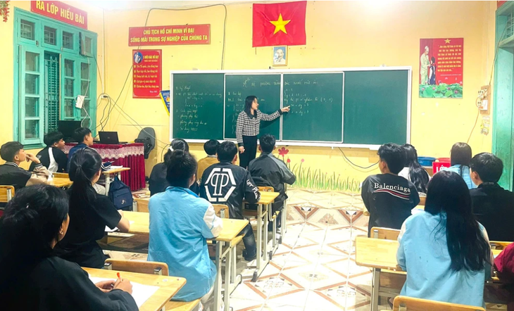 Một giờ học tại Trường Phổ thông Dân tộc Bán trú Tiểu học &amp; THCS Hồng Thái (tỉnh Tuyên Quang). Ảnh: NVCC