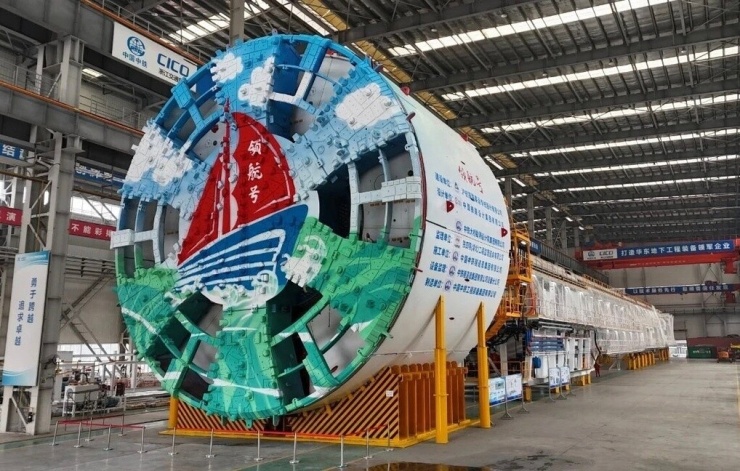 Máy đào hầm Lĩnh Hàng. Ảnh: Xinhua