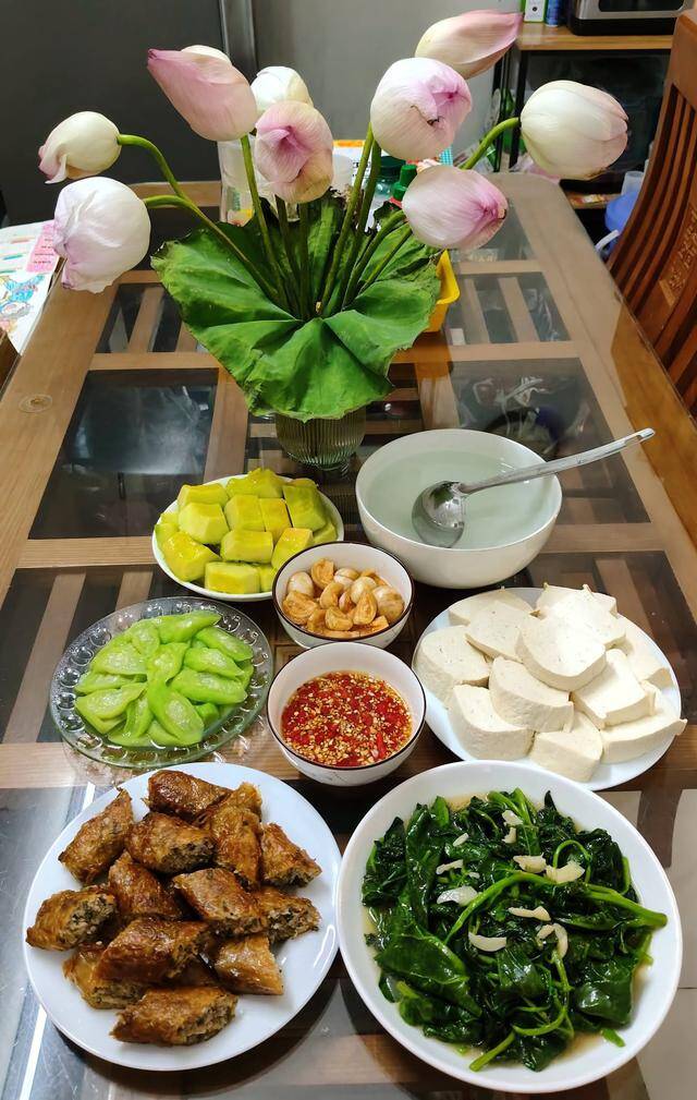 Gợi ý 6 mâm cơm gia đình 'đãi con' trước khi mùa hè kết thúc - 6