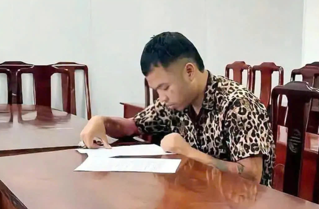 "Khánh Sky" Nguyễn Văn Hợi tại cơ quan công an. Ảnh: VOV