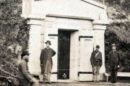 Âm mưu trộm quan tài Abraham Lincoln và cuộc tống tiền triệu đô