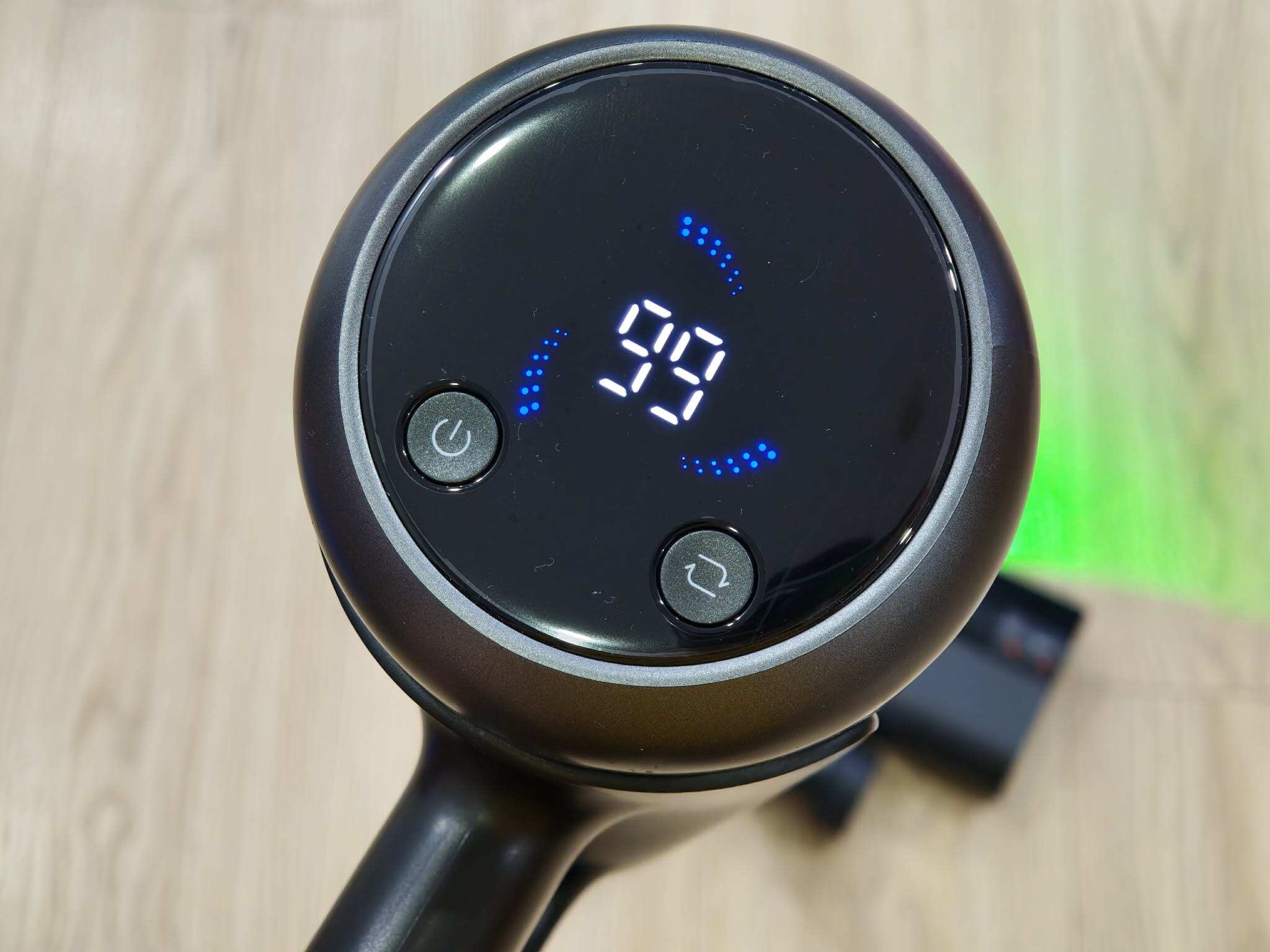 Roborock H60 Hub Ultra: Máy hút bụi công suất tới 210W và đổ rác thông minh - 5