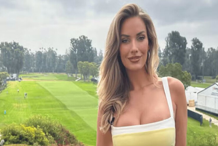 Nữ thần golf Paige Spiranac gặp khó khi thi đấu vì "vòng 1" đồ sộ