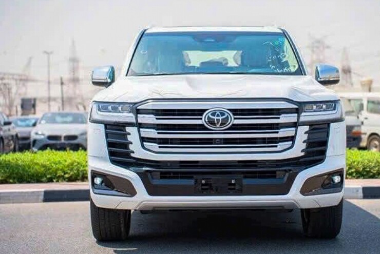 Toyota Land Cruiser HEV bắt đầu nhận cọc, lộ thời gian ra mắt tại Việt Nam
