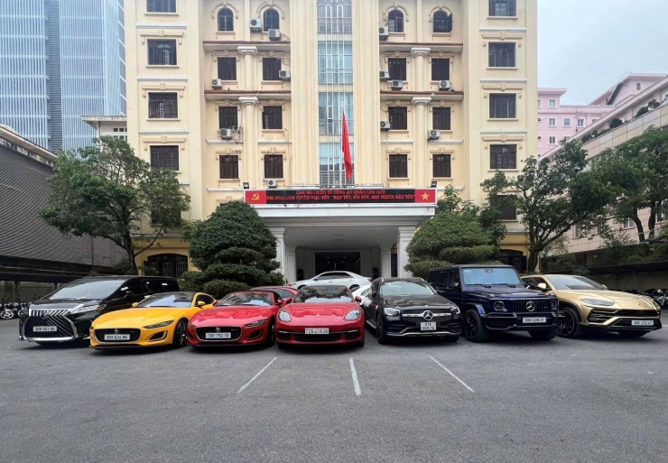 Dàn siêu xe của Phó Đức Nam bị thu giữ cuối năm 2024. Ảnh: Thông tin chính phủ
