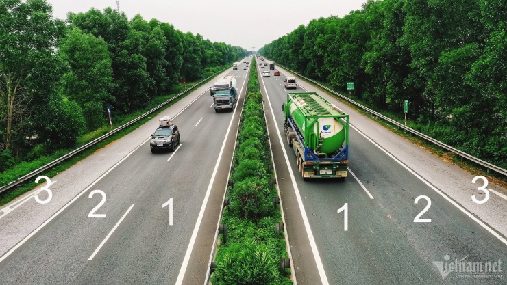 Cao tốc Hà Nội - Ninh Bình với 2-3 làn đường xe chạy mỗi chiều đường. Ảnh: Hoàng Hà
