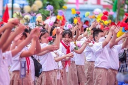 Loạt phường ở Hà Nội sắp xếp trường công lập, có nơi giảm từ 41 xuống 21 trường