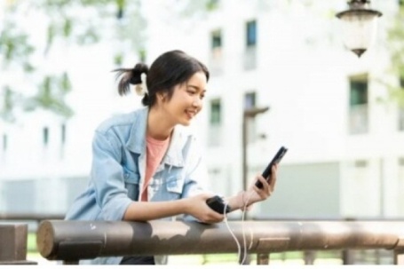 Vừa sạc pin vừa dùng điện thoại có hại pin như nhiều người vẫn nghĩ?
