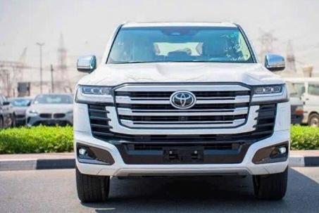 Toyota Land Cruiser HEV bắt đầu nhận cọc, lộ thời gian ra mắt tại Việt Nam