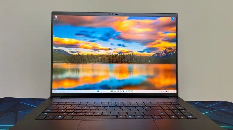 Màn hình&nbsp;Razer Blade 18.