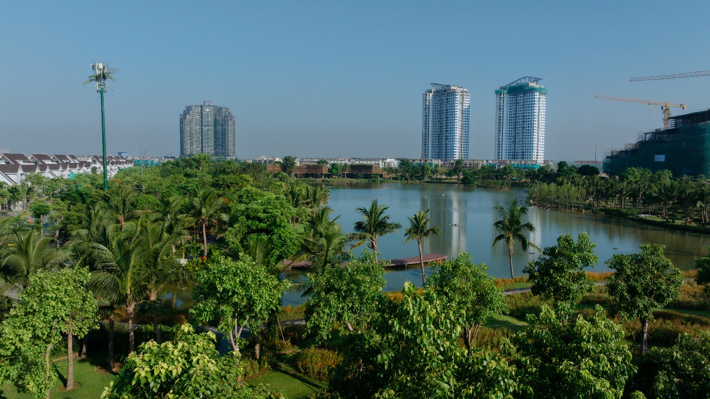 Không gian sống xanh, khoáng đạt tại Eco Central Park. Ảnh: Phong Anh