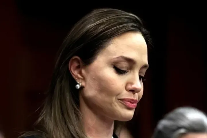 Biến căng vụ Brad Pitt kiện Angelina Jolie