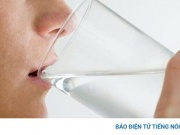 Trước cuộc nhậu nên uống gì để lâu say? Cánh mày râu cần biết