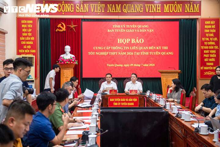 Toàn cảnh vụ hơn 140 điểm 10 môn Toán tại THPT chuyên Tuyên Quang - 2