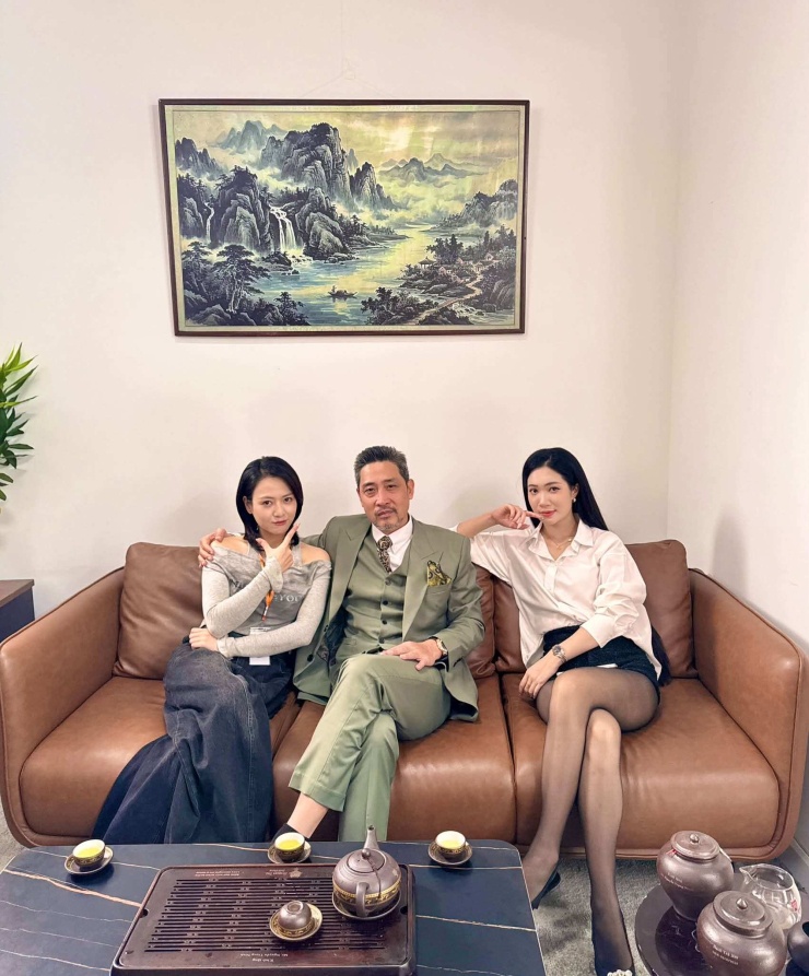 Ông trùm Lão Công và con gái, người tình trong phim Lửa trắng