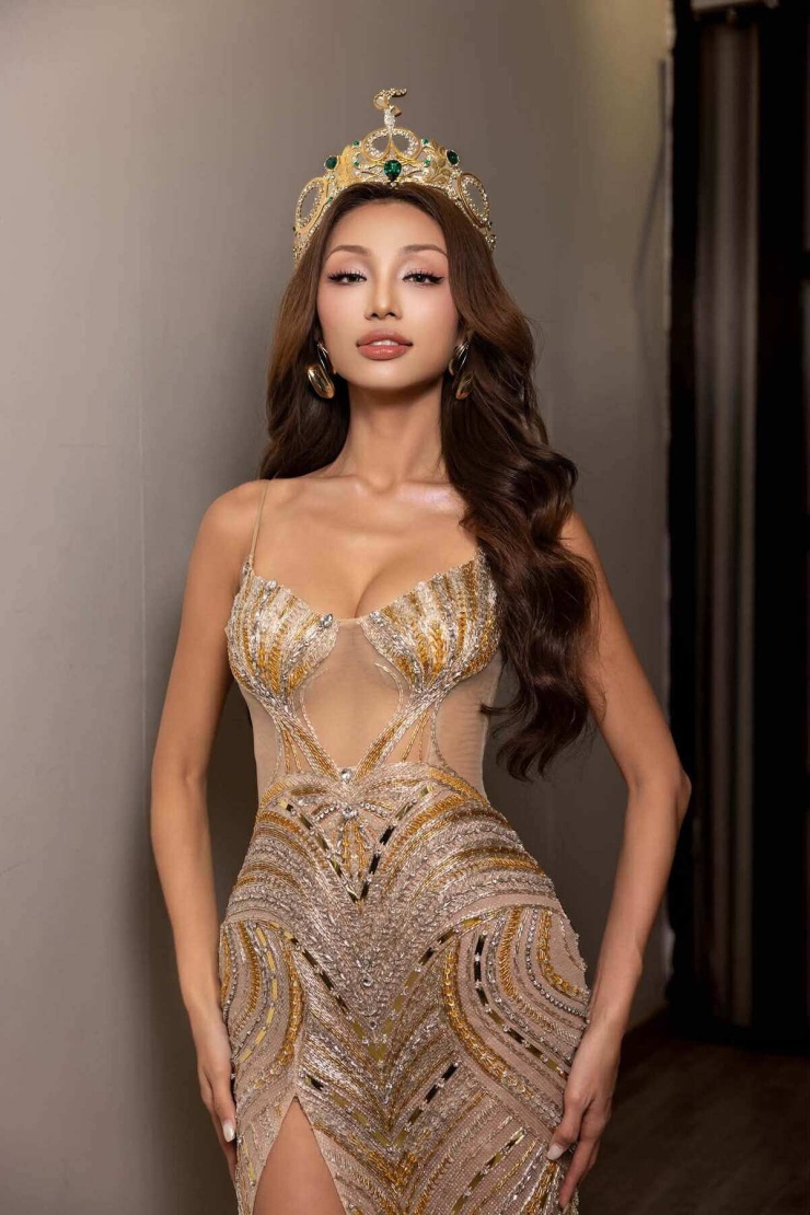 Vẻ đẹp tựa 'thiên thần nội y' của á hậu Miss Grand Vietnam - 7