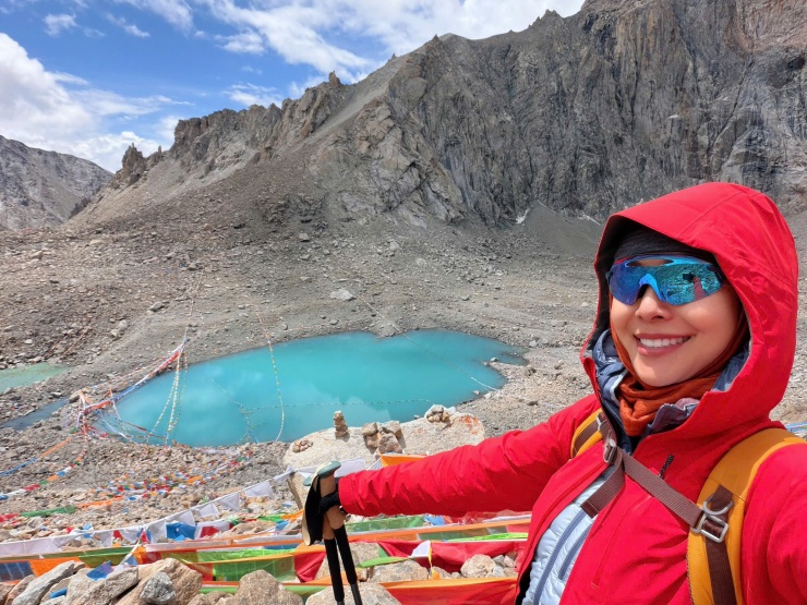 Jennifer Phạm đi bộ 52 km quanh núi thiêng ở Tây Tạng - 3