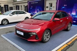 Hyundai Accent giảm giá mạnh vẫn hụt hơi trước Toyota Vios và Honda City