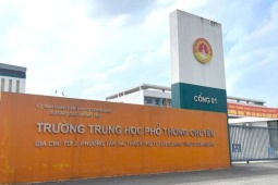 Phương án xử lý thí sinh ở Trường THPT Chuyên Tuyên Quang: Giáo viên, luật sư nói "hợp tình, hợp lý"