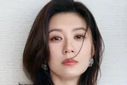 Khổ như 'Triệu Mẫn' Giả Tịnh Văn