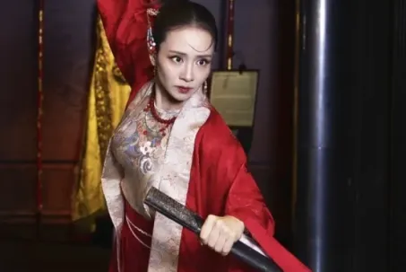 Vai diễn đánh dấu màn tái xuất ngoạn mục của "Nữ hoàng wushu" Thúy Hiền