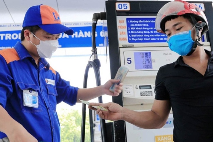 Giá xăng dầu hôm nay 6/8: Thế giới trái chiều, trong nước chiều nay điều chỉnh