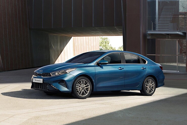 Giá xe Kia K3 tháng 8/2026, sedan hạng C từ 584 triệu đồng