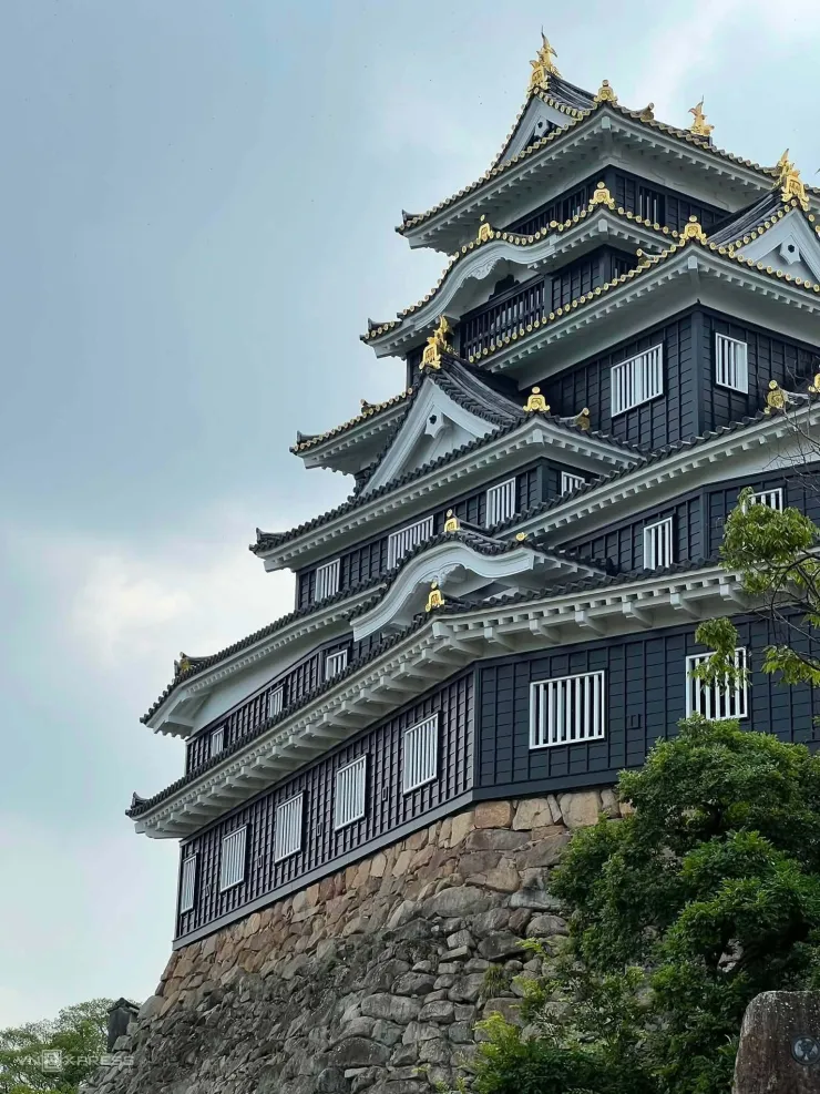 Một góc của lâu đài Quạ tại Okayama. Ảnh: Phương Anh