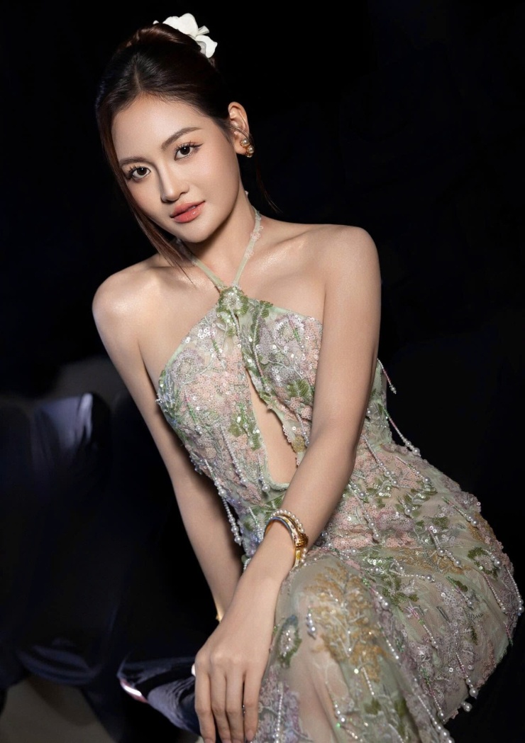 Mỹ nhân phim giờ vàng Thùy Anh tiết lộ bí quyết mặc đẹp mọi lúc mọi nơi - 6